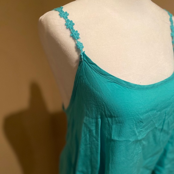 Tobi tank top - Picture 2 of 3